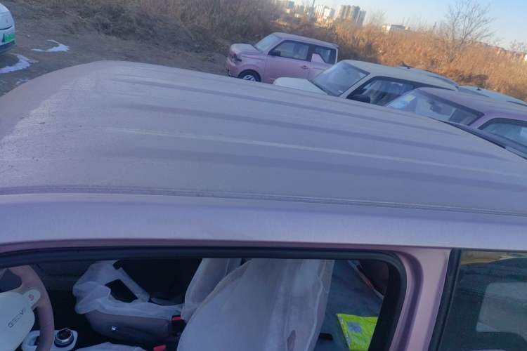 Used Geely Galaxy Panda 2025 210 km – Yuanqi Bear Roof