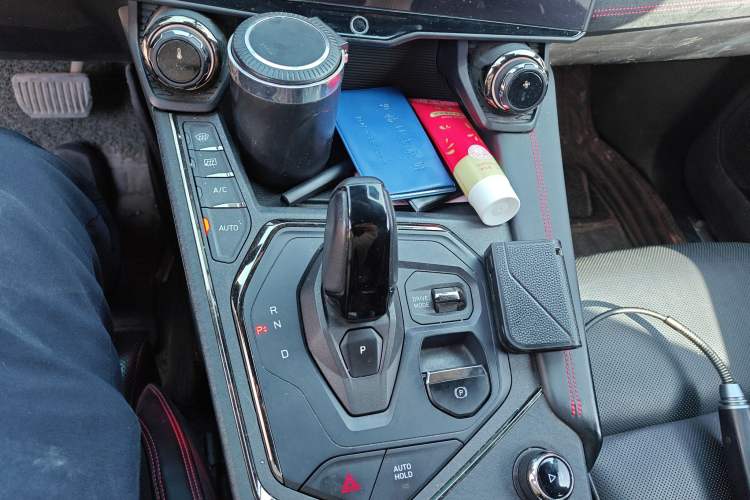 Used Lynk & Co 05 2022 2.0TD Four-Wheel Drive Dynamic Halo
