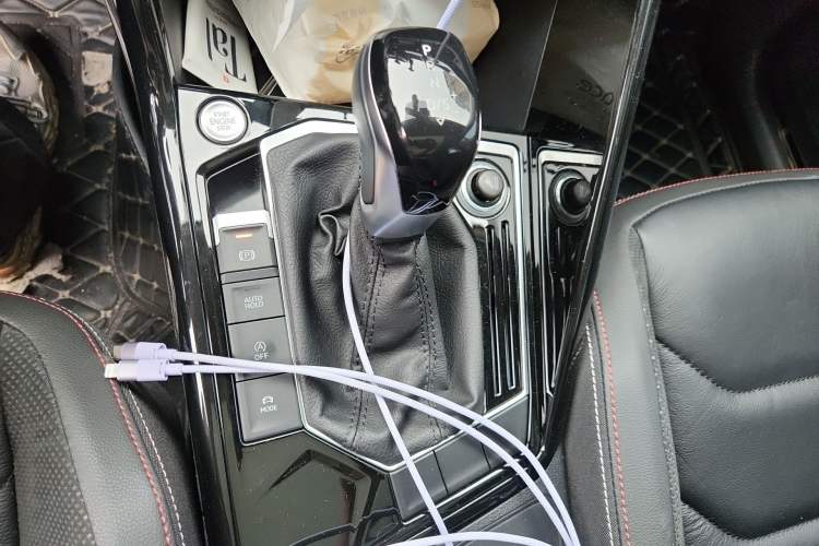 Used Volkswagen Tayron 2019 330TSI Two-Wheel Drive Luxury Model China VI Standard
