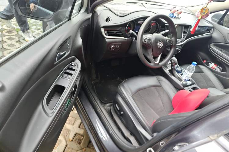 Used Buick Verano 2018 Sedan 20T Dual-Clutch Luxury Model
