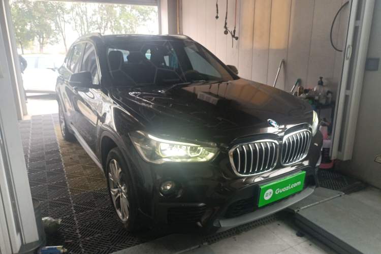 Used BMW X1 2019 sDrive20Li Leading Model Front Right 45 Deg