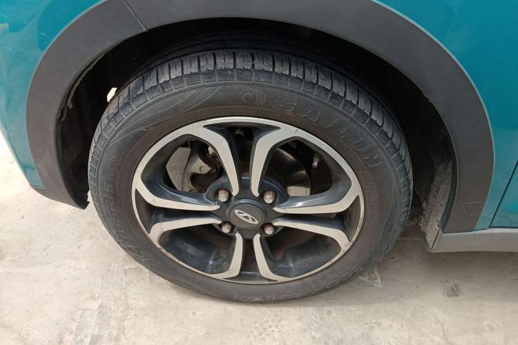 Used Chery QQ Little Ant 2021 150 000 Yuan Ant Fan Edition Ant Trend Version Lithium Iron Phosphate Left Front Wheel Hub