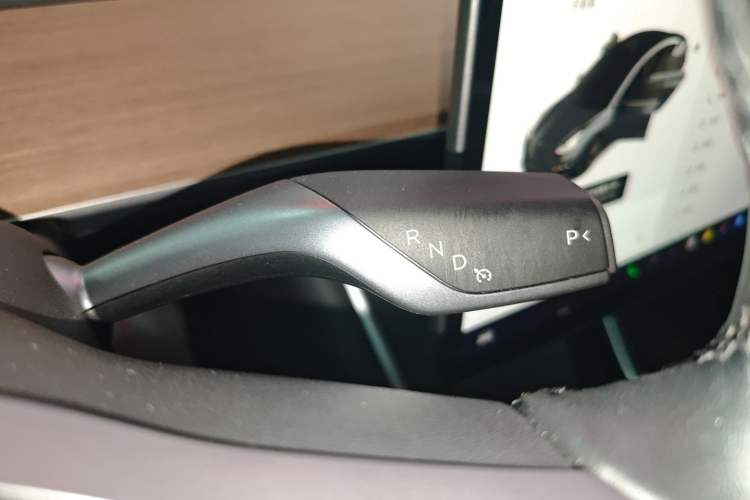 Used Tesla Model 3 2019 Long-Range Rear-Wheel-Drive Version