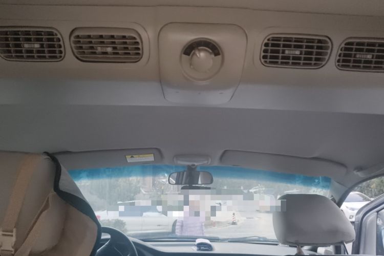 Used JAC Refine 2011 2.4L Colorful Journey Gasoline Standard Edition HFC4GA1-C