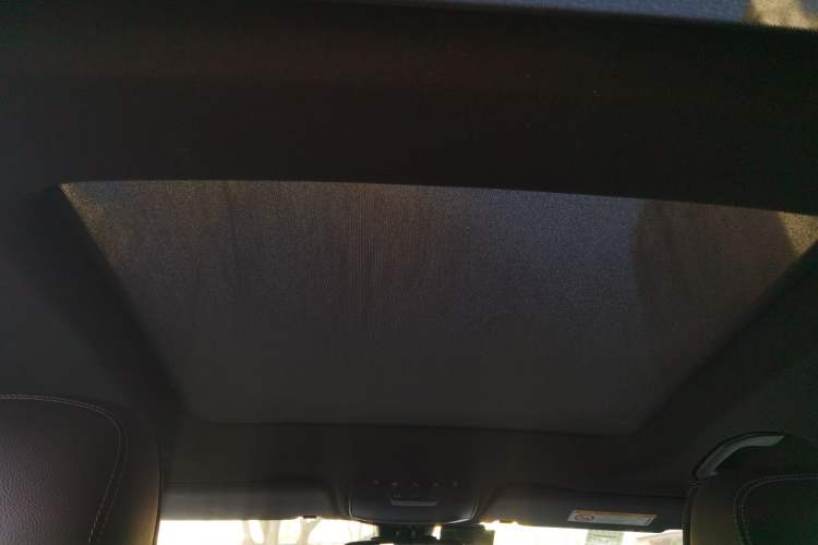 Used Mercedes-Benz GLC 2018 Facelifted GLC 260 4MATIC Dynamic Edition
