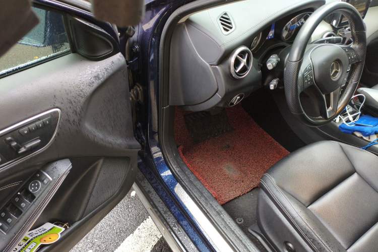 Used Mercedes-Benz GLA 2015 GLA 200 Fashion Model
