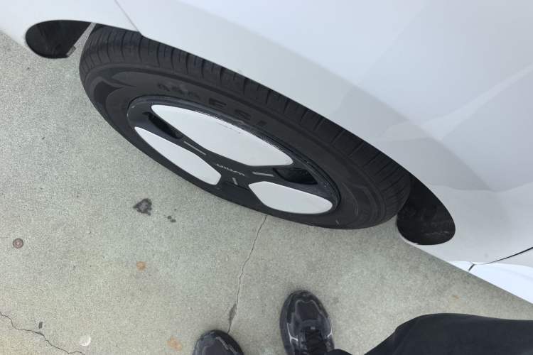 Used CHANGAN NEVO Lumin 2024 301km Orange Wind Edition