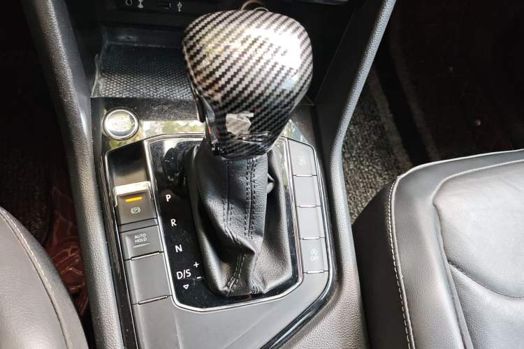 Used Volkswagen Tiguan L 2018 330TSI Automatic Two-Wheel Drive Luxury Edition