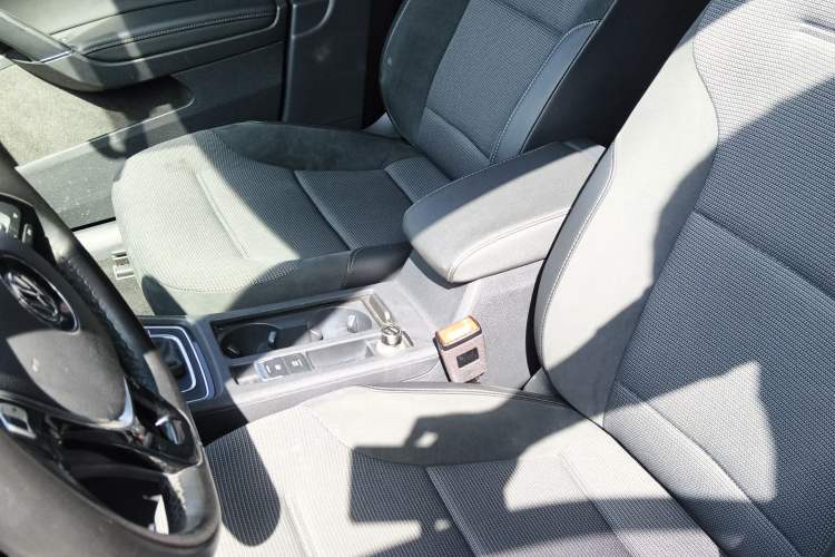 Used Volkswagen Golf 2018 1.6L Automatic Comfort Model Left Front Seat