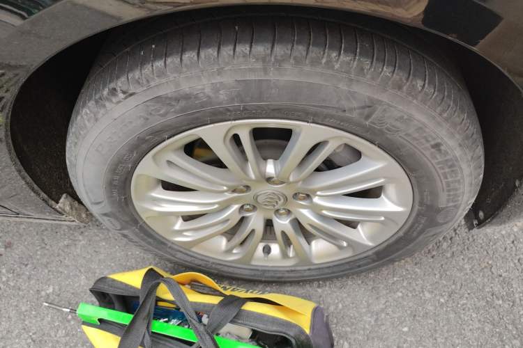 Used Buick LaCrosse 2018 20T Leading Model
