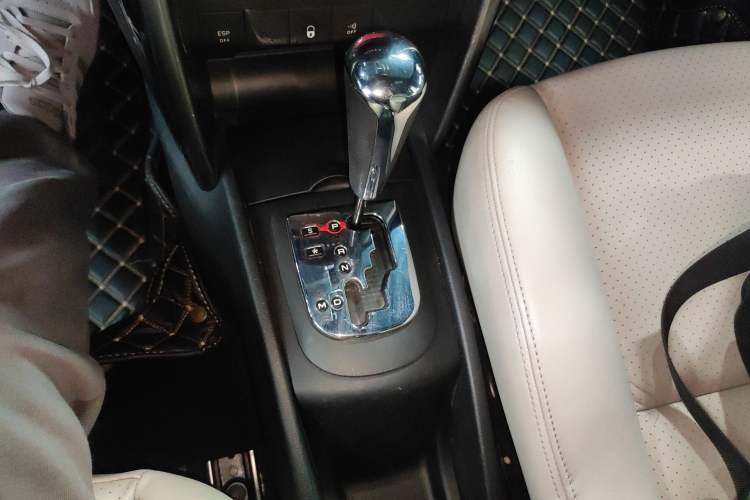 Used Peugeot 207 2013 1.6L CC Automatic Fashion Edition
