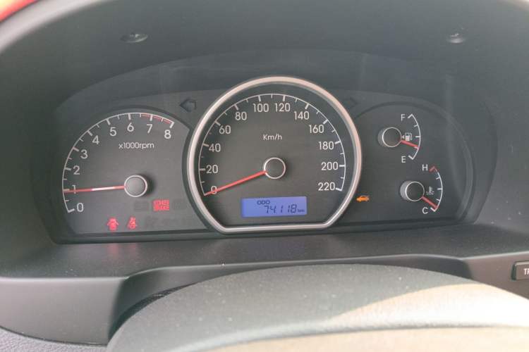 Used Hyundai Celesta 2011 1.6L Manual Comfort Edition