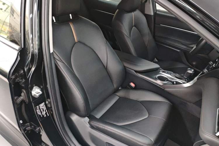 Used Toyota Camry 2021 2.0G Luxury Edition