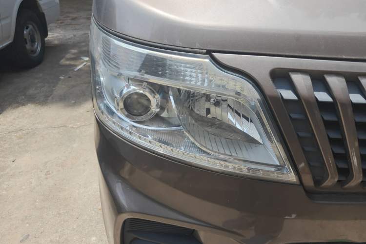 Used CHANGAN KAICHENG Ruixing M60 2019 1.5L Standard Model China V Emission Standards 5/6 Seats 4G15S
