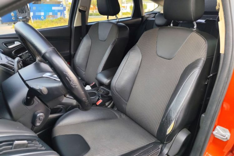 Used Ford Focus 2012 Hatchback 1.6L Automatic Fashion Edition
