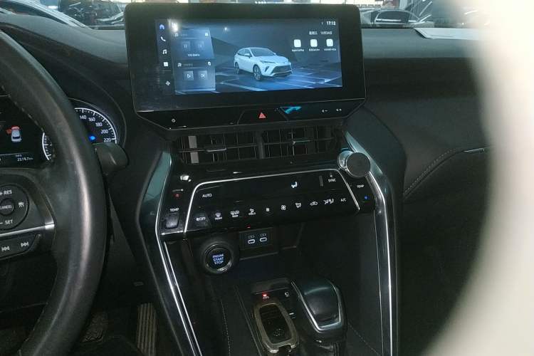 Used Toyota Venza 2023 2.0L CVT Two-Wheel Drive Luxury Edition
