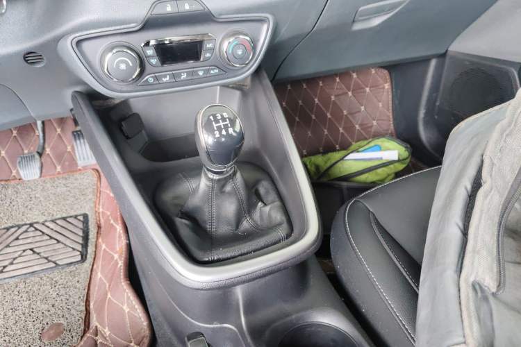 Used Ford Escort 2017 Happy Edition 1.5L Manual Fashion Model
