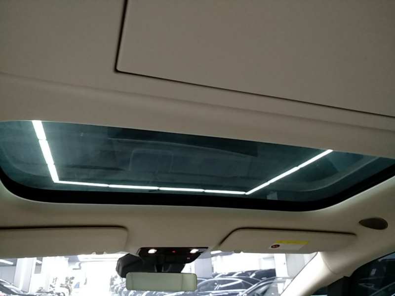 Used Li Auto MEGA 2025 Home Family Special Edition — 17