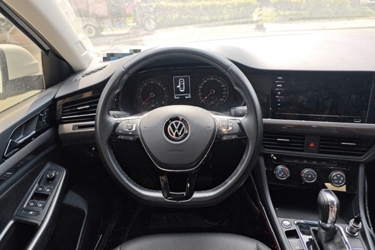 Used Volkswagen Bora 2021 1.5L Automatic Elite Smart Connect Edition Steering Wheel