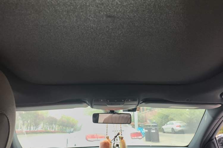 Used Mercedes-Benz E-Class 2019 E 200 Sport Edition Headliner