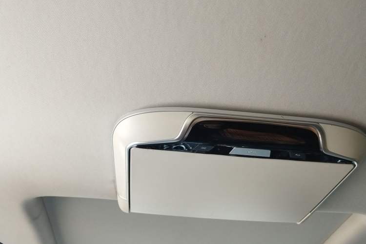 Used SAIC MAXUS G20 2023 PLUS 2.0T Gasoline Automatic Luxury Edition
