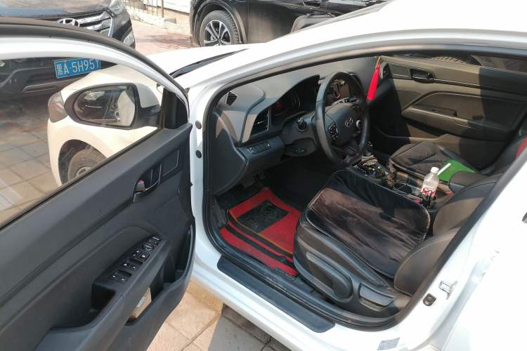 Used Hyundai Elantra (6th Generation / Lingdong) 2019 1.4T Dual-Clutch Xuan Dong · Dynamic Model
