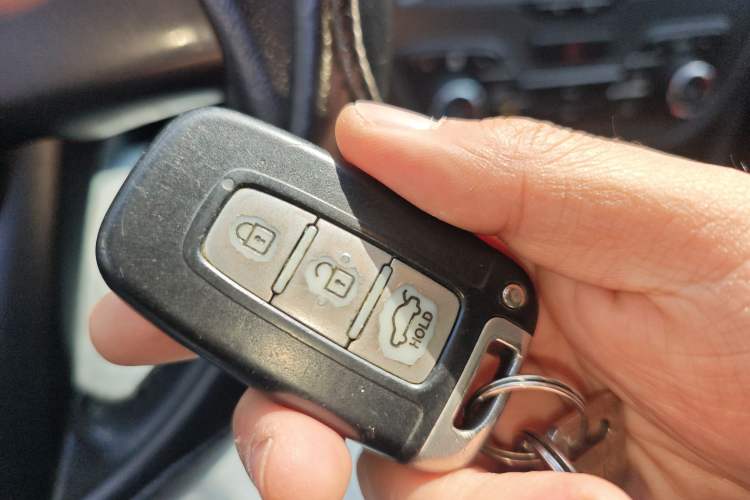 Used Kia K5 2012 2.0L Automatic DLX
