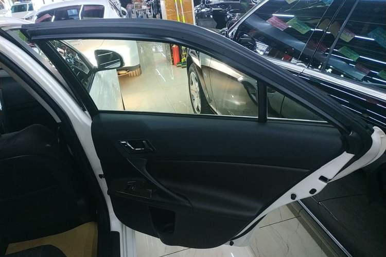 Used Toyota Reiz 2013 2.5V Elite Edition
