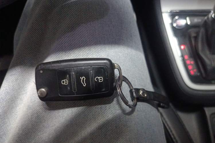 Used Volkswagen Gran Lavida 2014 1.4TSI Automatic Sport Edition