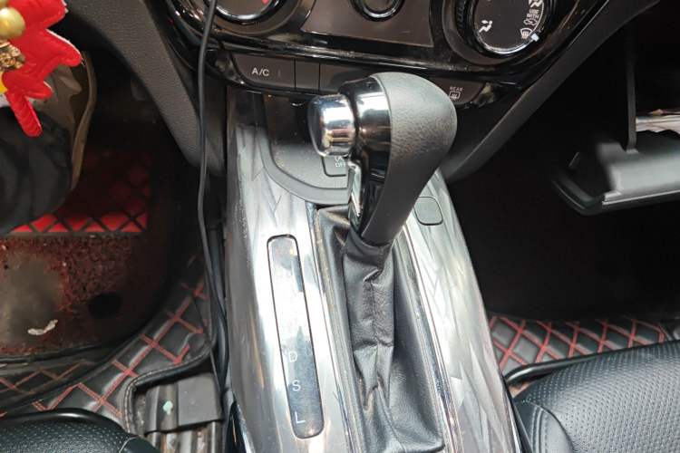 Used Honda XR-V 2020 1.5L CVT Classic Edition Gear Lever