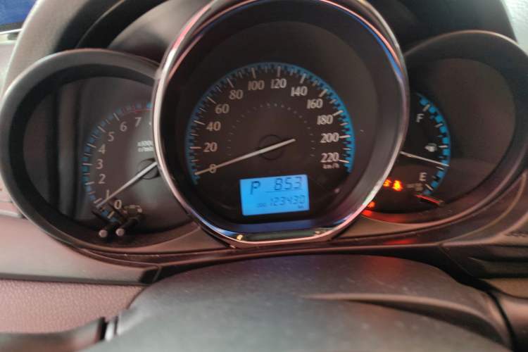 Used Toyota YARiS L Zhi Xiang 2017 1.5E CVT Dynamic Edition
