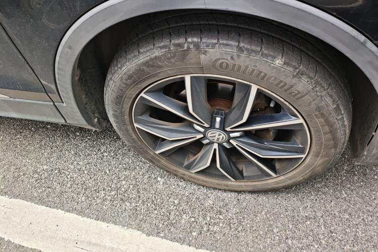 Used Volkswagen Tiguan L 2018 330TSI Automatic Two-Wheel Drive Flagship Edition Right Front Wheel Hub