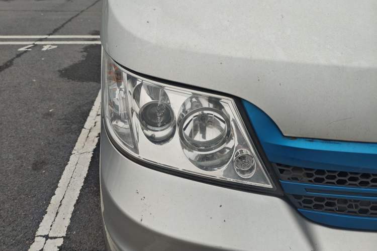 Used Karry Youyou EV 2022 SQR5037 Comfort-Style Van
