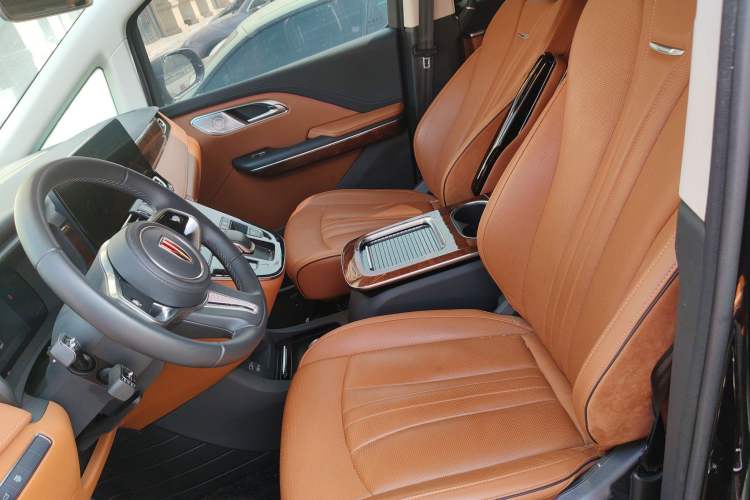 Used Hongqi HQ9 2023 2.0T Smart Connect Flagship Edition Left Front Seat