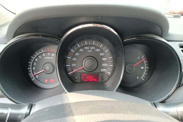 Used Kia K2 2012 Sedan 1.4L Automatic GLS Commemorative Edition Instrument Cluster