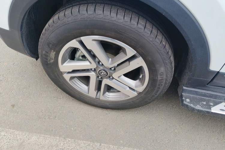 Used CHANGAN CS55 2018 1.5T Manual Colorful Model China V Standard