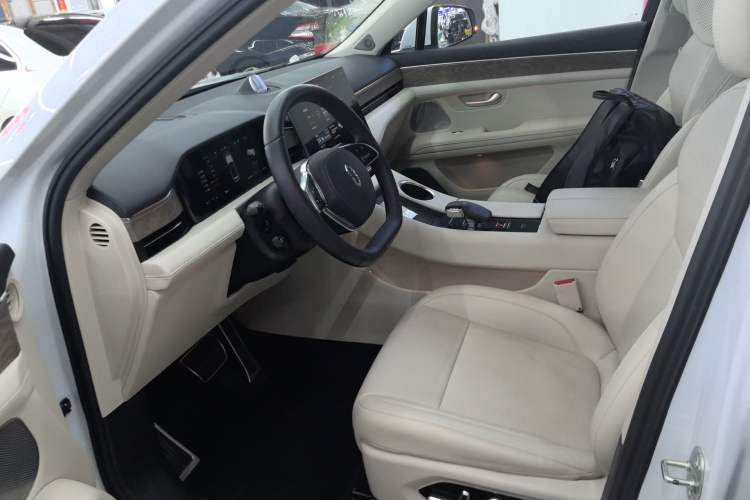 Used Hima AITO M5 2022 Extended-Range Four-Wheel Drive Performance Version
