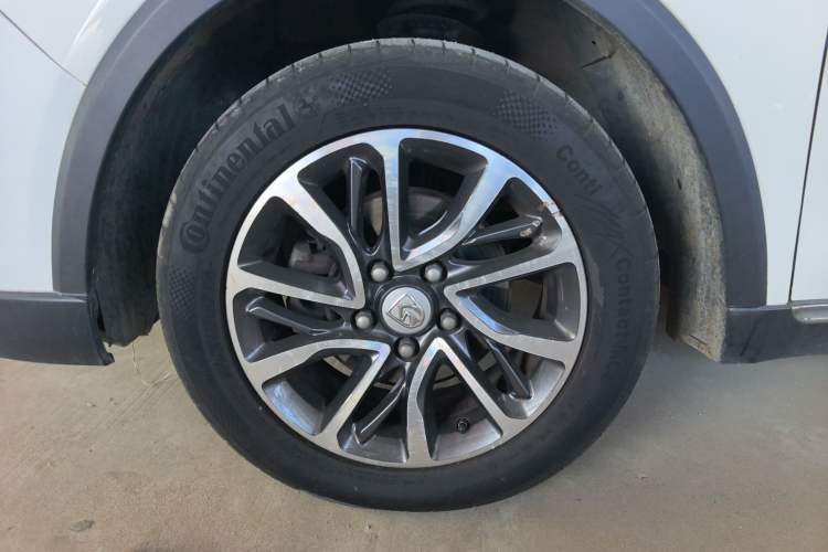 Used Baojun 730 2017 1.5T DCT Flagship Model 7 Seats China V Emission Standard Exterior 4