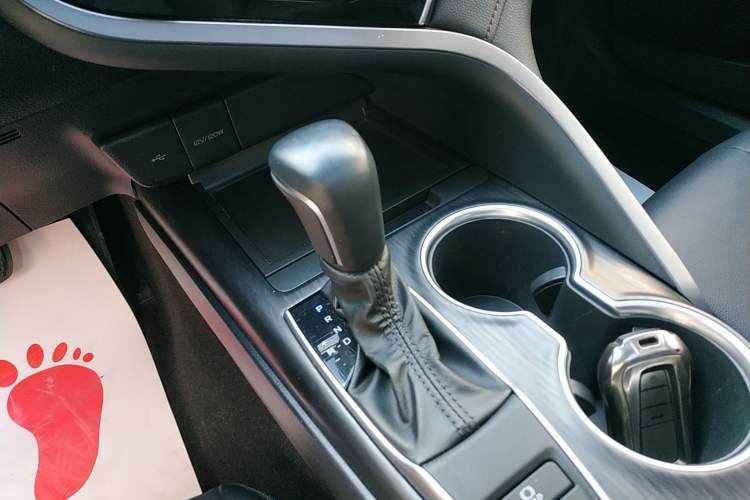 Used Toyota Camry 2021 2.0G Luxury Edition