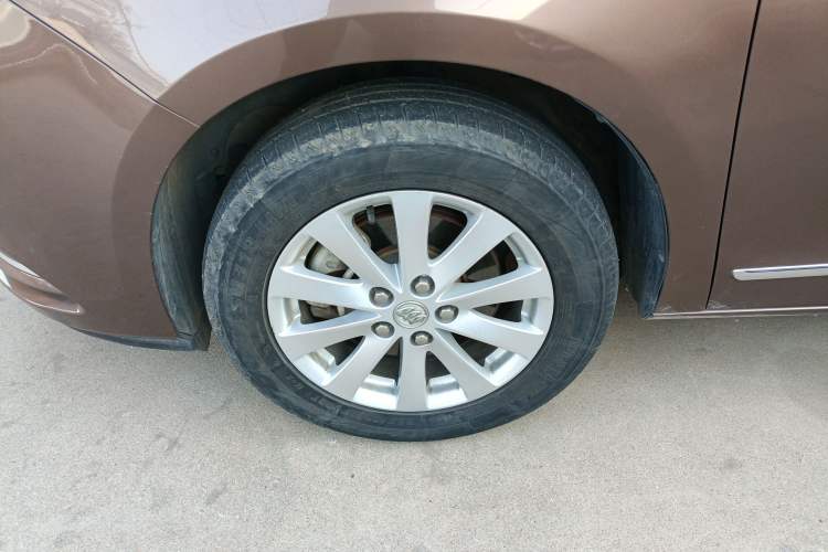 Used Buick GL8 2018 28T Luxury Model China VI Standard
