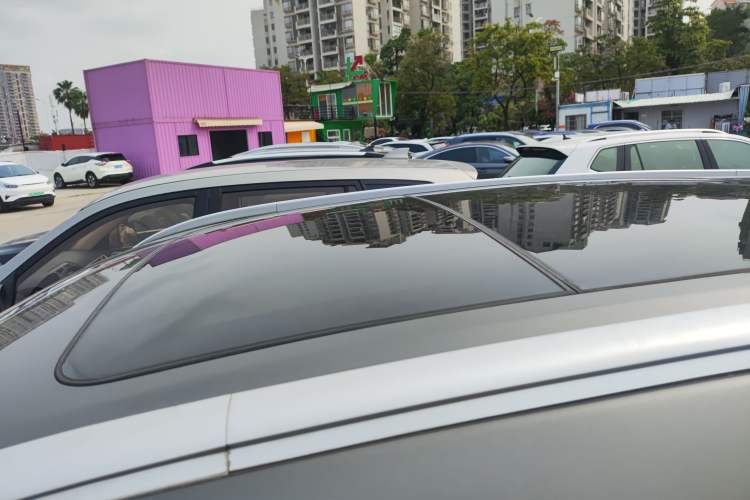 Used Geely Auto Emgrand X7 Sport 2018 1.8TD Automatic Two-Wheel Drive Smart Connect 4G Internet Edition
