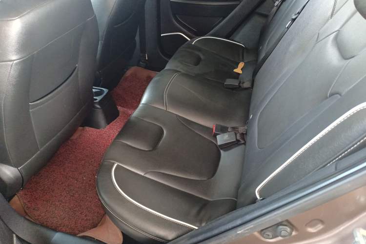 Used JAC Group Refine S2 2015 1.5L CVT Luxury Smart Version