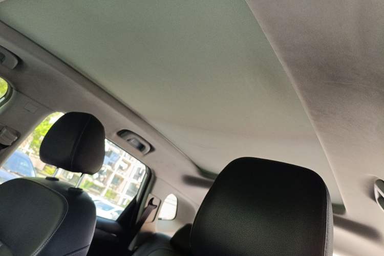 Used Roewe RX5 2019 20T Two-Wheel Drive Automatic 4G Connected Platinum Edition
