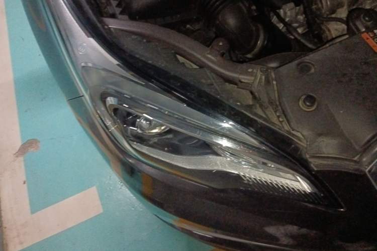 Used Buick Envision 2015 20T Two-Wheel-Drive Leading Model Right Front Headlight