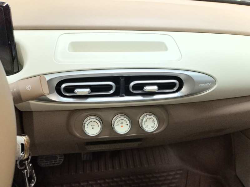 Used Wuling Hongguang MINIEV 2025 Four-Door Version Advanced Edition — 12