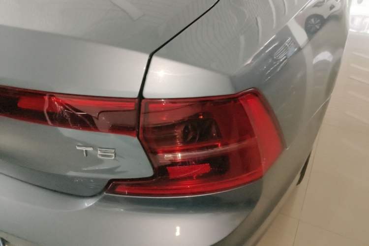 Used Volvo S90 2017 T5 Zhiyuan Edition
