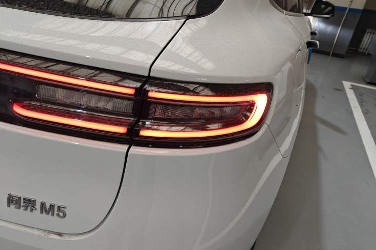 Used Hima AITO M5 2022 Extended-Range Four-Wheel Drive Performance Version