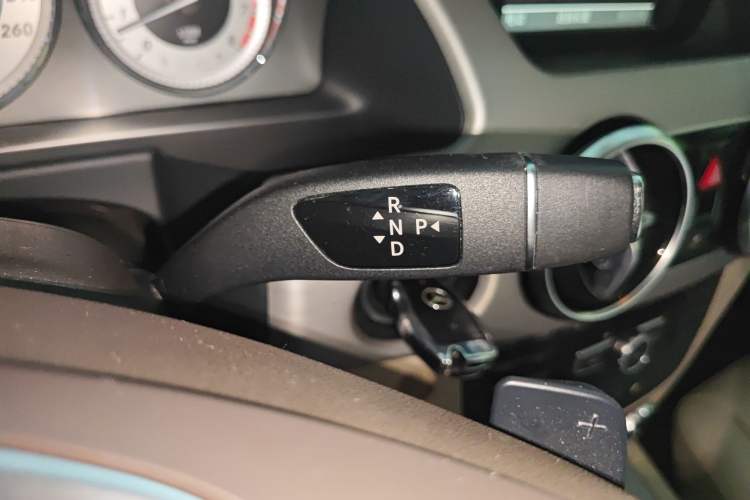 Used Mercedes-Benz GLK-Class 2014 GLK 260 4MATIC Dynamic Model
