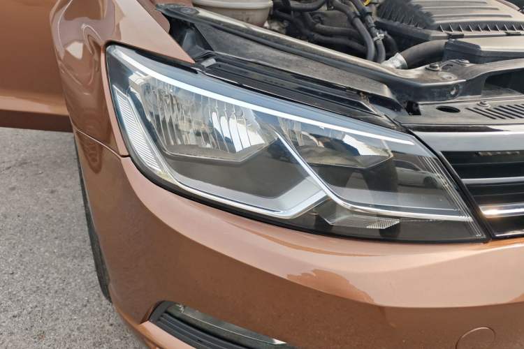 Used Volkswagen Lamando 2017 230TSI DSG Fashion Edition
