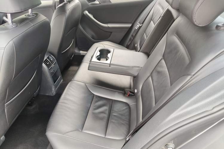 Used Volkswagen Sagitar 2014 Revised Version 1.6L Automatic Comfort Edition
